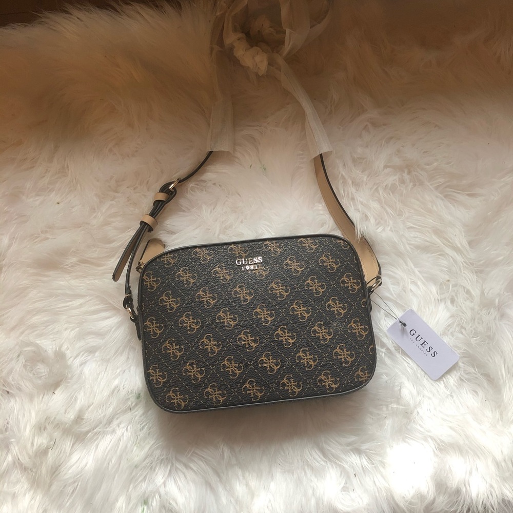 Guess purse